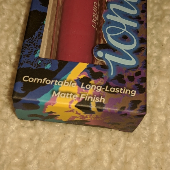 NEW! Ioni Lip Gloss (Mauve) - Picture 4 of 5